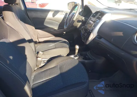 2015 Nissan Versa Note Sv z USA, uszkodzony, nr VIN 3N1CE2CP2FL358234